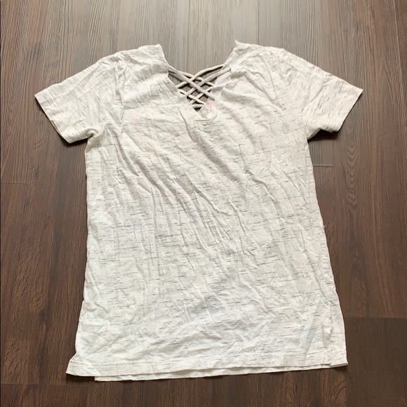 *SOLD* VS PINK strapped T-shirt - Picture 3 of 5